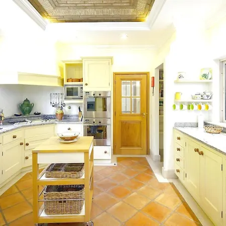 Сasa de vacaciones Attractive Holiday Homefaro